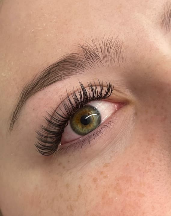 Eyelash extension full set in American Fork, UT